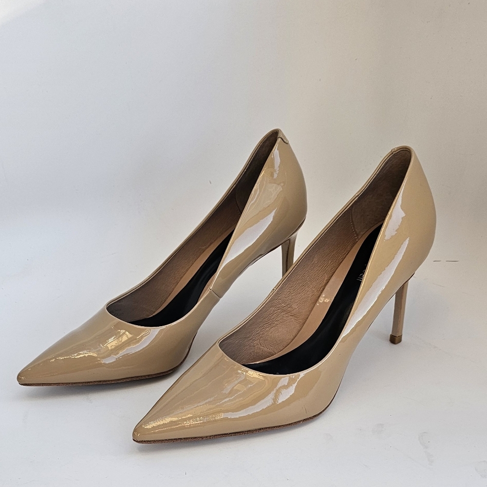 Jeffrey Campbell Nude Patent Leather Heels 9.5